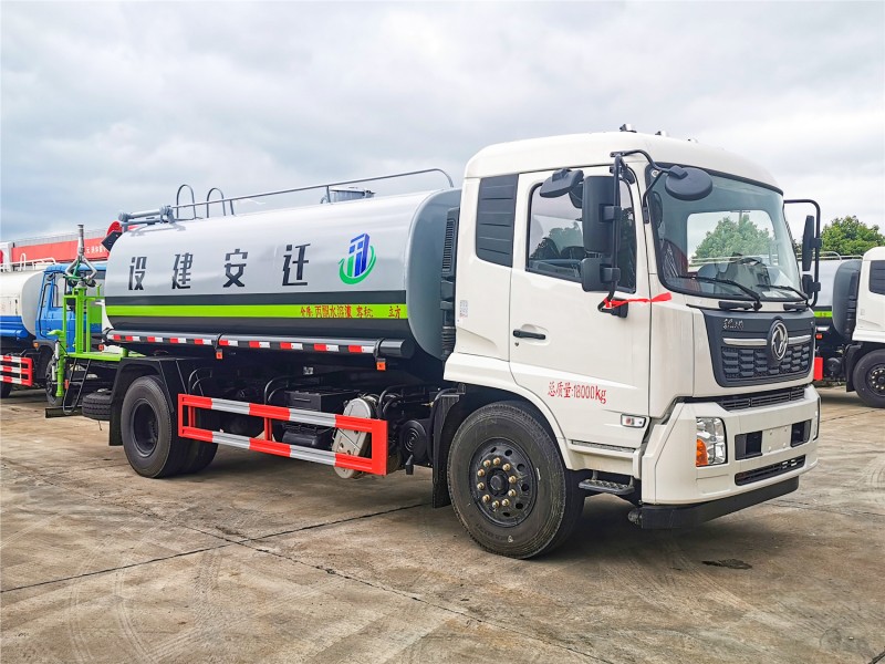 Dongfeng Tianjin Dust Suppressor-Wheelbase 4700-Circular Tank 14 Square-Fog Gun 30 meters