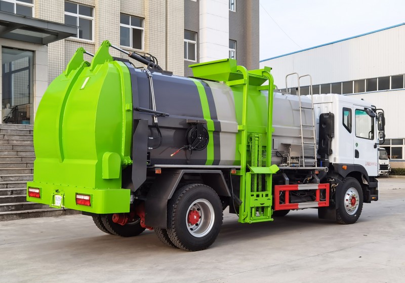 Dongfeng D9 Kitchen Waste Truck - New Square Tank - Volume 10 square metres