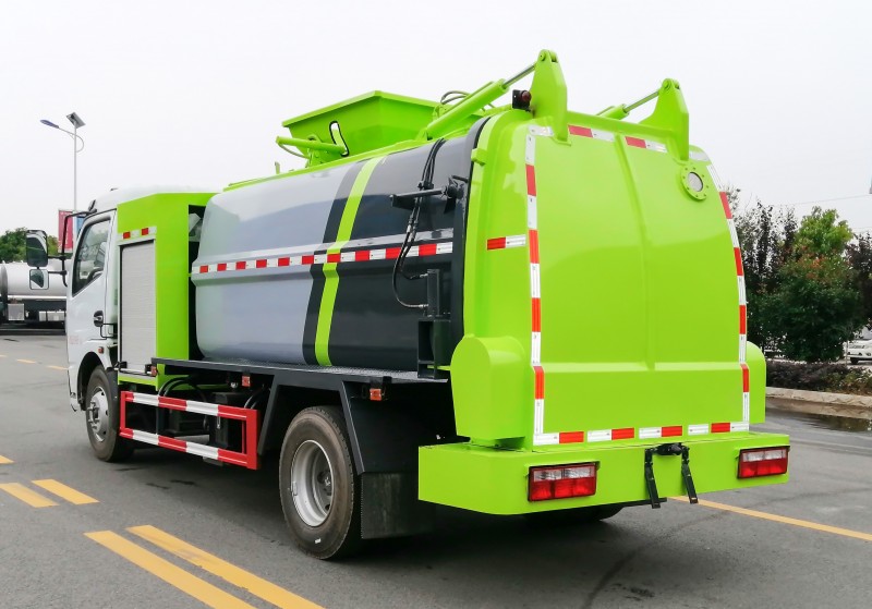 Pure Electric 180 Degree-Dongfeng D7 Kitchen Waste Truck-New Square Tank