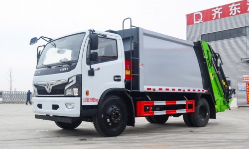 Dongfeng D7 Compressed Garbage Truck-Wheelbase 3800-Volume 9.3 square meters