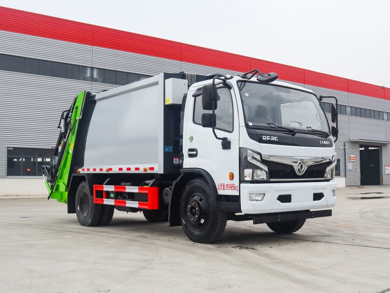 Dongfeng D7 Compressed Garbage Truck-Wheelbase 3800-Volume 9.3 square meters