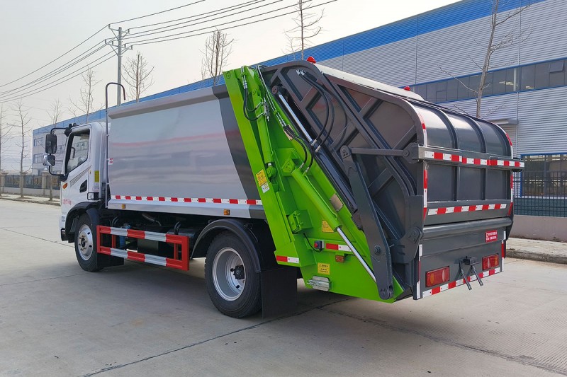 Dongfeng Huashen T3 Compressed Garbage Truck-Wheelbase 3800-9.3 square meters