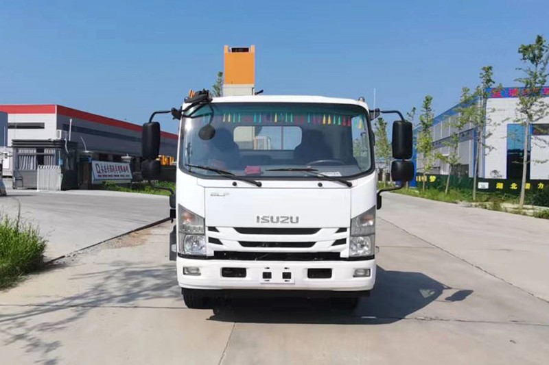 Isuzu 700P Bridge Inspection Vehicle-Wheelbase 5200