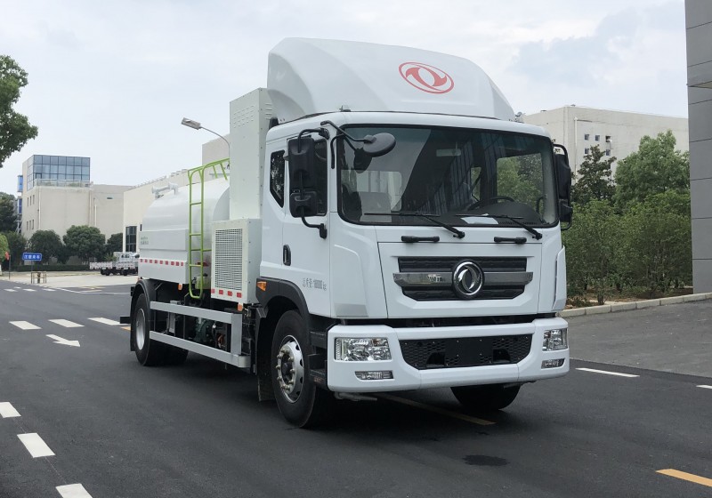 Dongfeng D9 electric sprinkler truck-volume 11 square meters