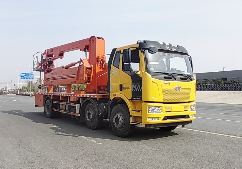 Jiefang J6L Bridge Inspection Vehicle-Small Three Axles