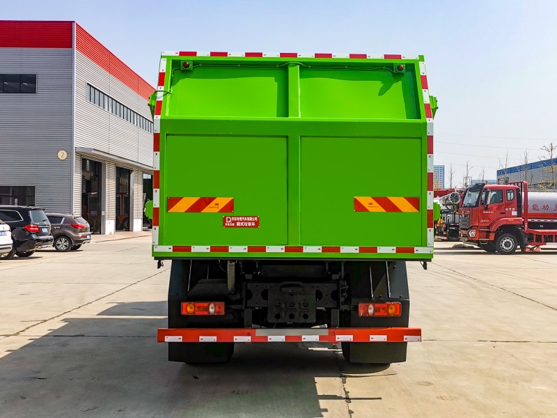 Dongfeng F9 Docking Refuse Collection Vehicle - Wheelbase 3950