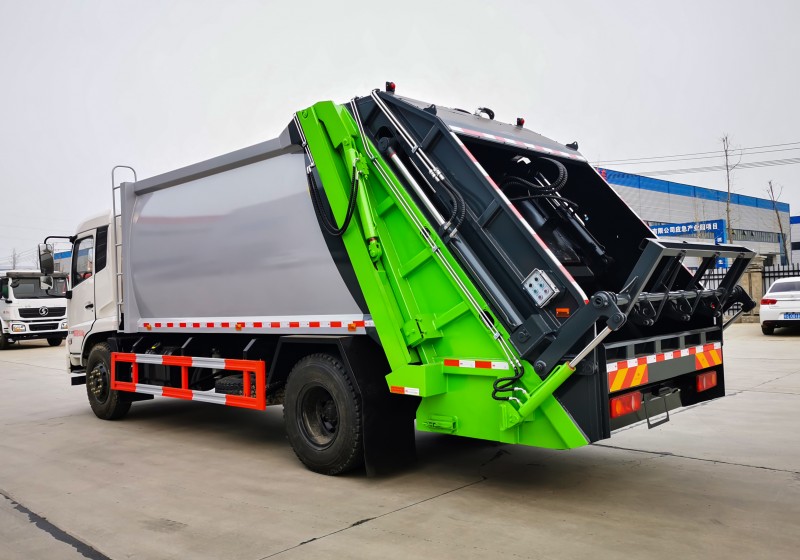 Dongfeng Tianjin Compressed Garbage Truck-Wheelbase 4700-Volume 16 square meters