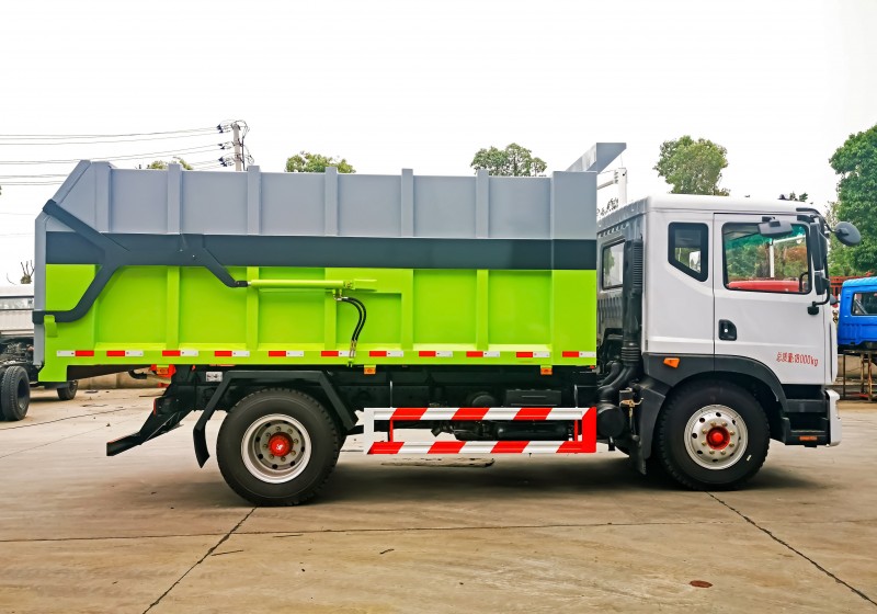 Dongfeng D9 Docking Refuse Collection Vehicle - Volume 19 m2