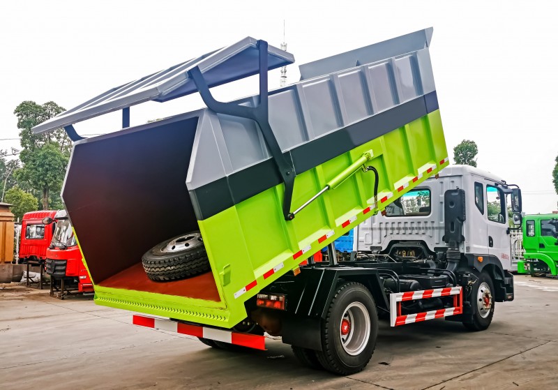 Dongfeng D9 Docking Refuse Collection Vehicle - Volume 19 m2