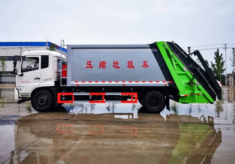 Dongfeng Tianjin Compressed Garbage Truck-Wheelbase 5000-Capacity 18 square meters