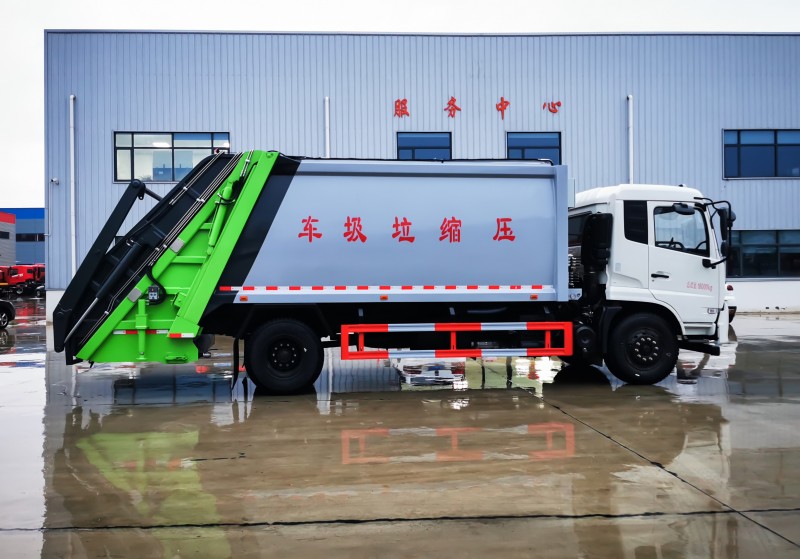 Dongfeng Tianjin Compressed Garbage Truck-Wheelbase 5000-Capacity 18 square meters