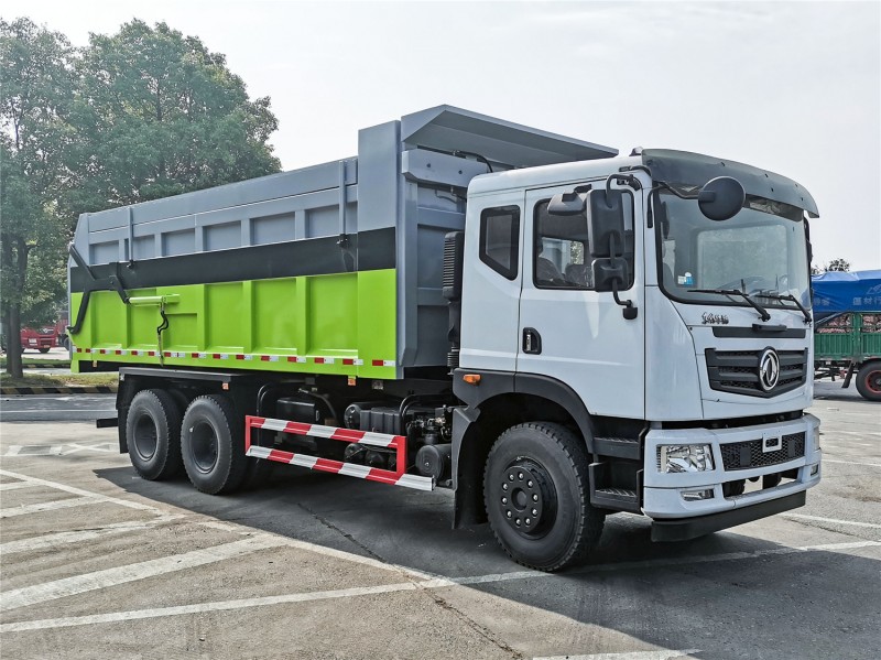 Dongfeng Huashen T5 Docking Truck-Rear Double Axle