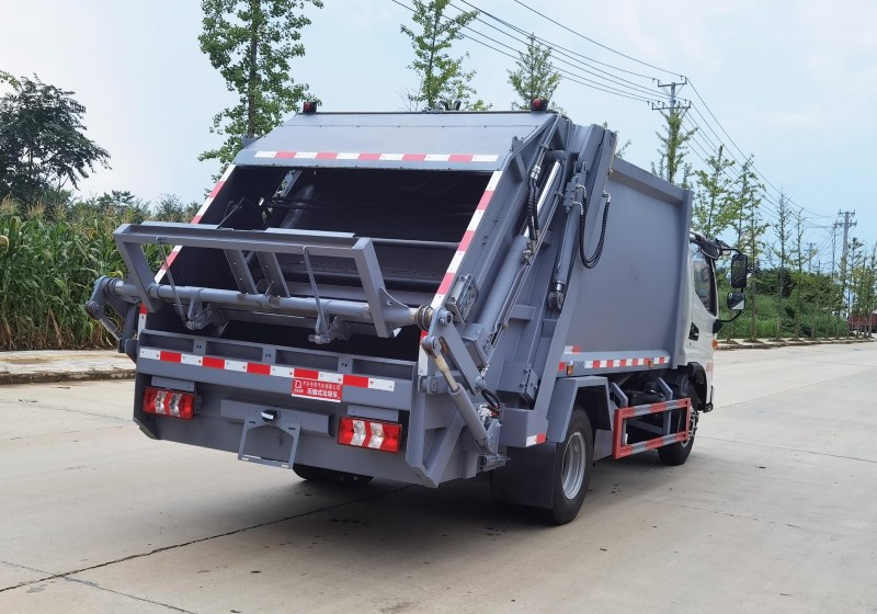 JAC compressed garbage truck-Wheelbase 3845-Volume 8 square