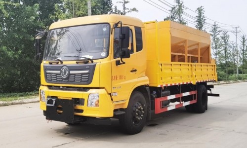 Dongfeng Tianjin Snow Removal Vehicle - Salt Storage 8 square metres