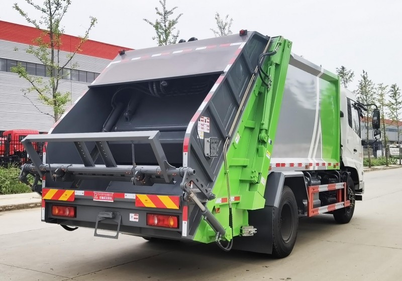 Dongfeng Tianjin Compressed Garbage Truck-Wheelbase 3950-Capacity 14 square meters