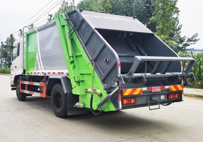 Dongfeng Tianjin Compressed Garbage Truck-Wheelbase 3950-Capacity 14 square meters