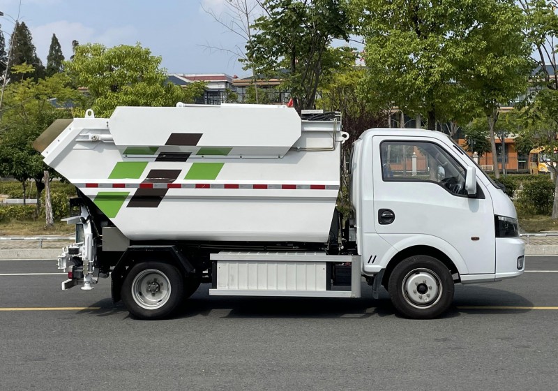 Dongfeng Touyi pure electric non-spill rubbish truck-wheelbase 2800