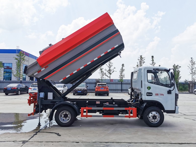 Dongfeng D6 Non-spill Garbage Truck-Wheelbase 3308-Capacity 6 square metres