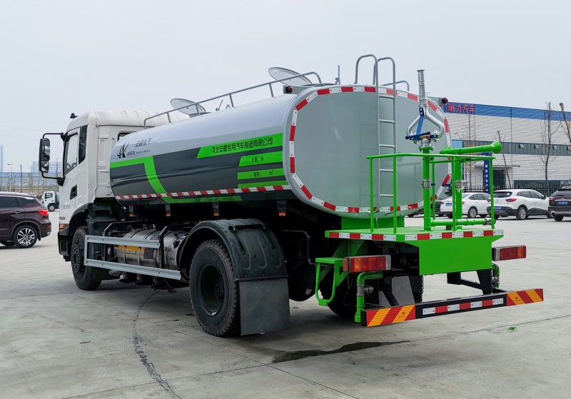 Dongfeng Tianjin Sprinkler-Natural gas LNG-wheelbase 4500-12 square meters