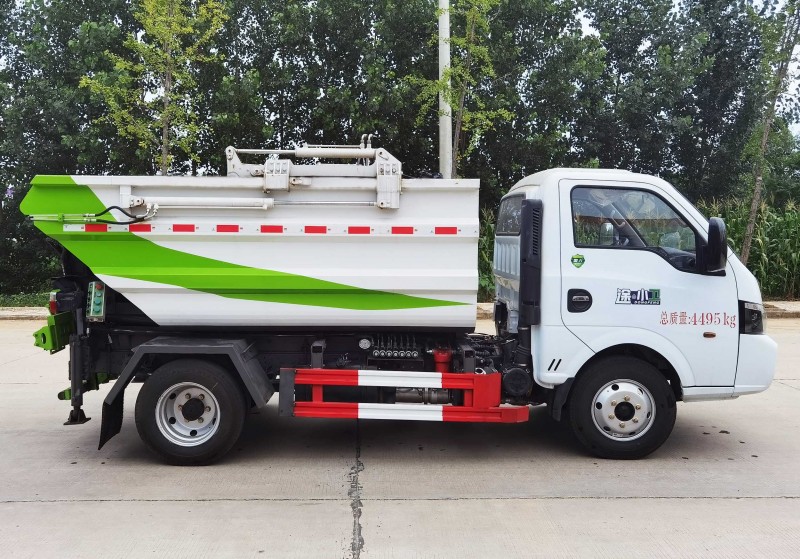 Dongfeng Touyi Non-spill Garbage Truck - Wheelbase 2800