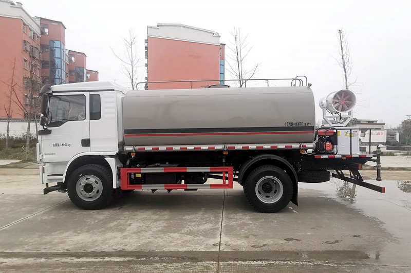 Shanqi Delong sprinkler truck-wheelbase 4000-volume 12 m2