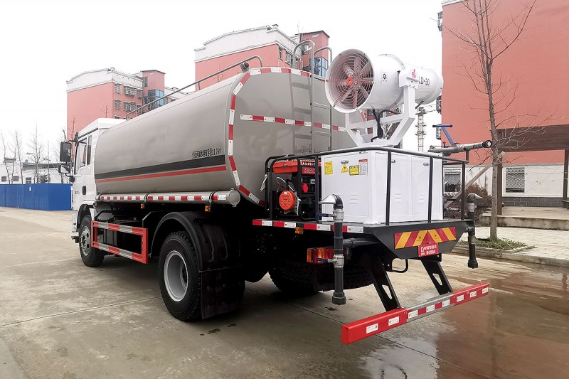 Shanqi Delong sprinkler truck-wheelbase 4000-volume 12 m2