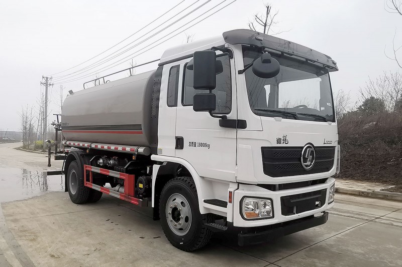 Shanqi Delong sprinkler truck-wheelbase 4000-volume 12 m2