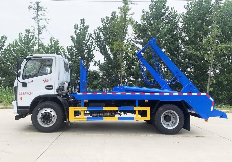 Dongfeng D7 Swing-arm Refuse Collection Vehicle-Wheelbase 3800