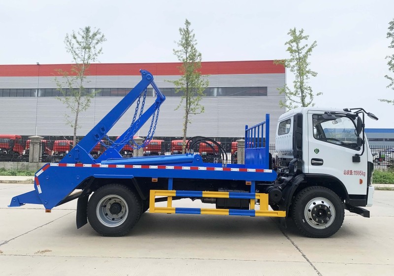 Dongfeng D7 Swing-arm Refuse Collection Vehicle-Wheelbase 3800